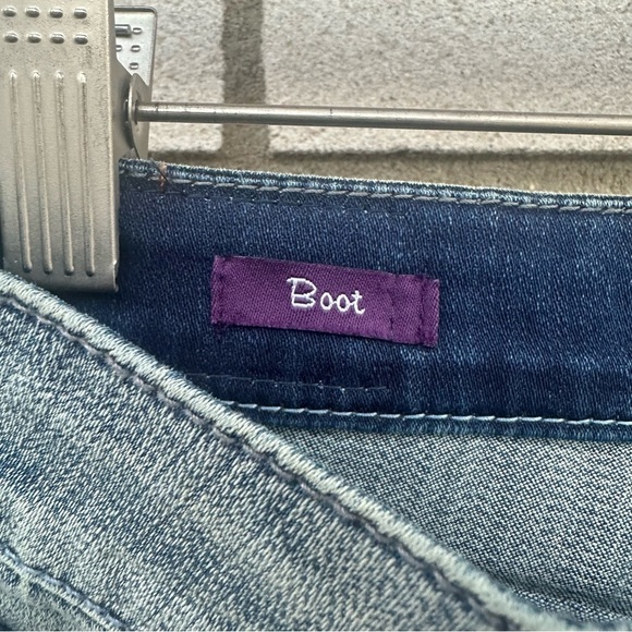 NWT Vigoss Bootcut Jeans Flap Pockets Distressed Medium Wash Y2K Size 3 - Picture 13 of 14